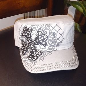 Rhinestone cadet hat-graphic black cross Gray